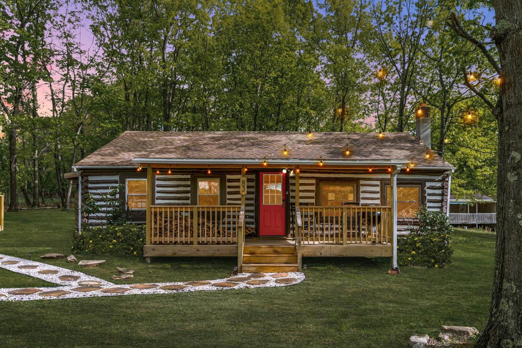 Modernized Log Cabin W Hot Tub Fire Pit & Views Berkeley Springs Luaran gambar